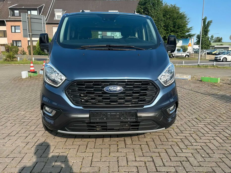 Ford Transit      2023