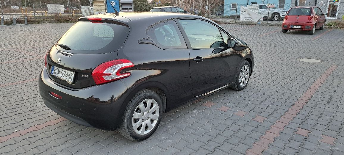 Peugeot 208 1.4vti 95KM 2012r