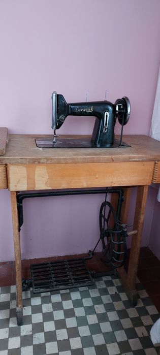 Maszyna do szycia Łucznik