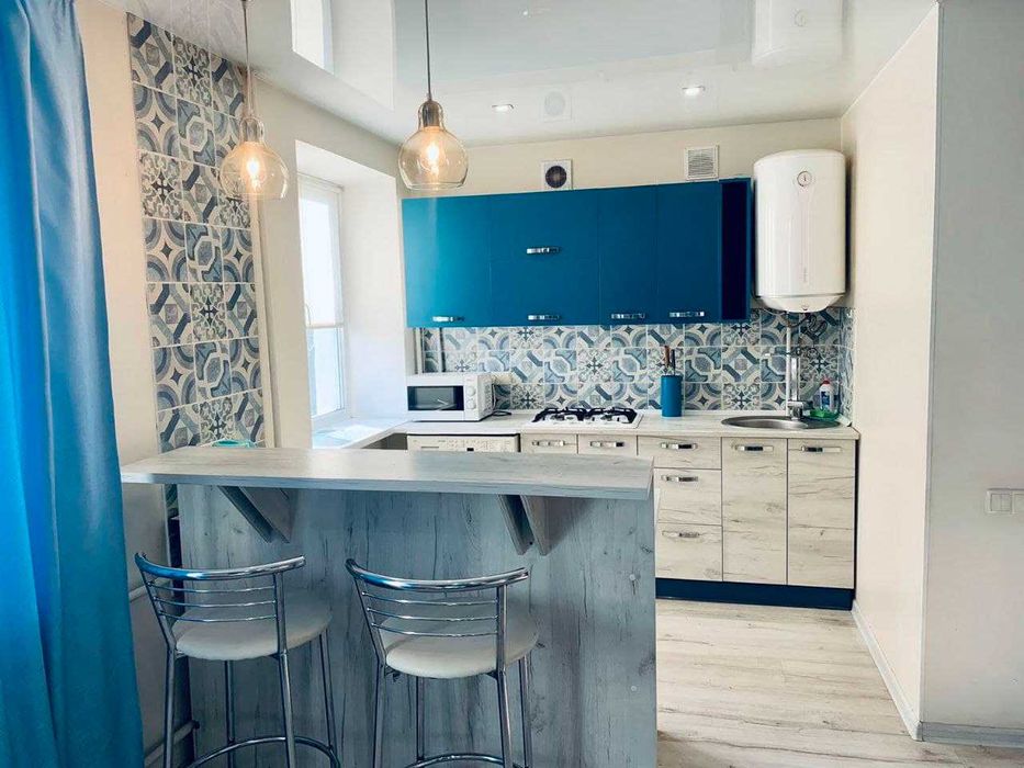 Квартира -студія в самому центрі Соборна 56