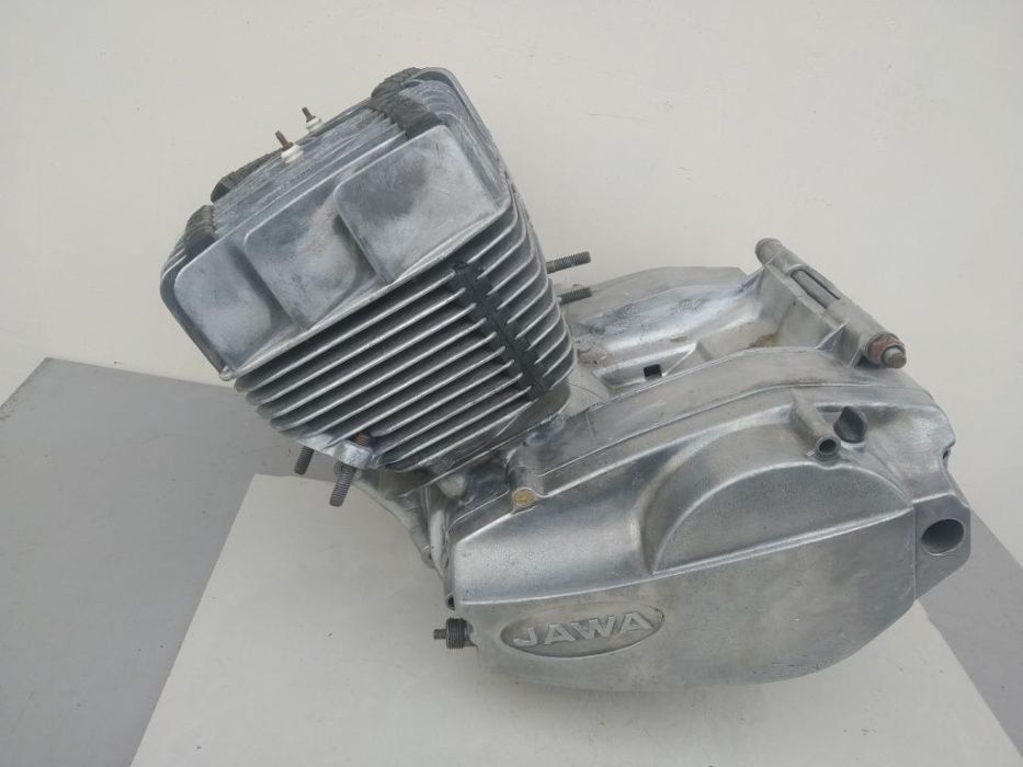 Głowica silnika część części z silnika Jawa Ts 350