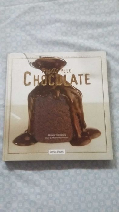 Vendo livros de receitas de sobremesas de chas e de bolos e doces