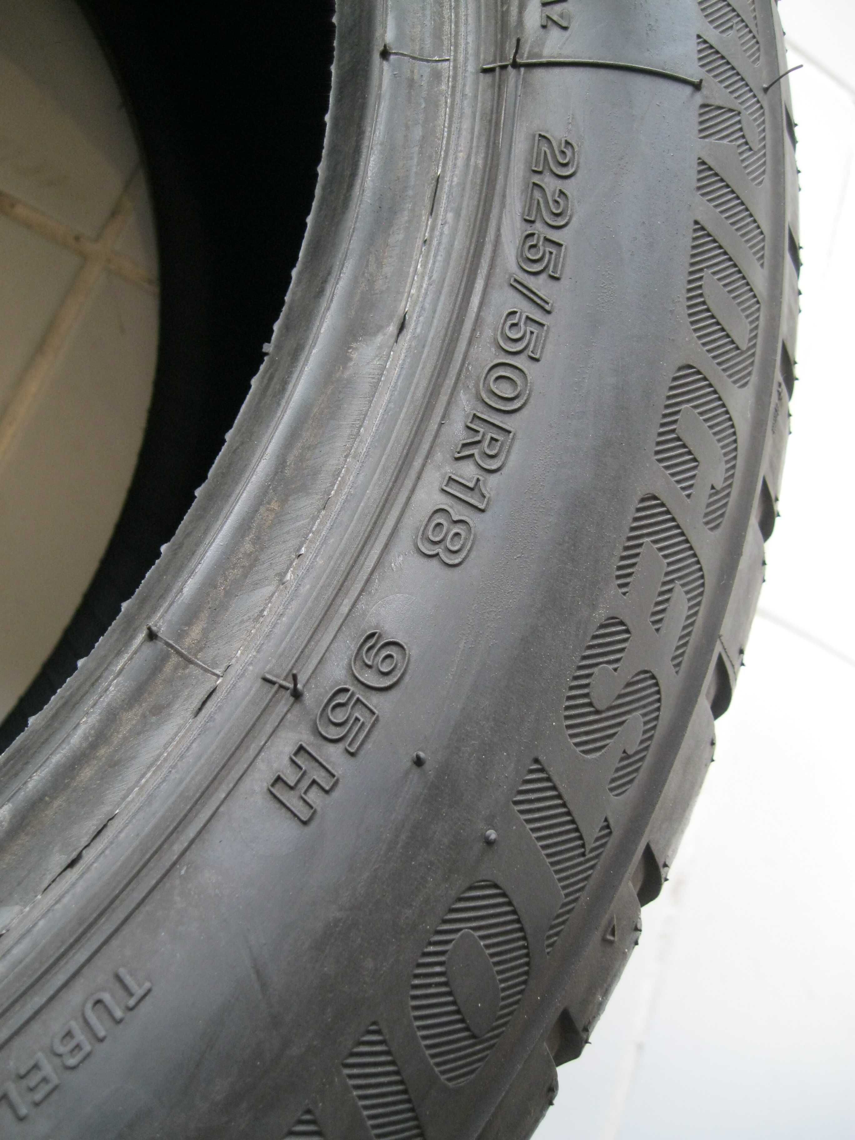 Zima Bridgestone 225/50/18 Blizzak LM001 RSC -2szt.
