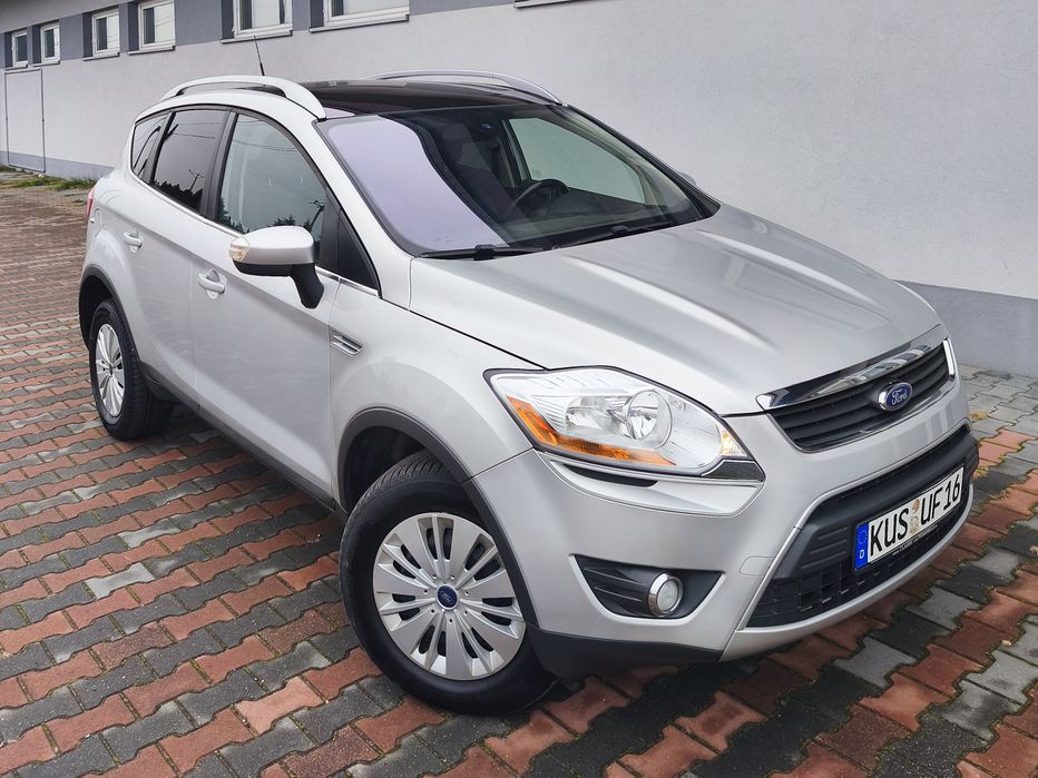 Ford Kuga 2.0tdci Titanium panorama grzane siedzenia hak pełny serwis