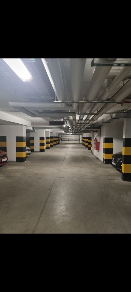 Miejsce postojowe Gotowiec możliwość wynajęcia od razu strzałowa Stawk