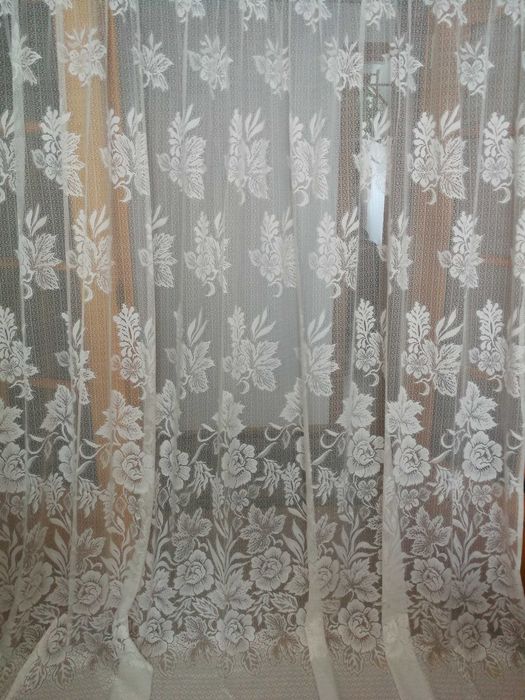 Długie Eleganckie Firanki Żakardowe na taśmie
