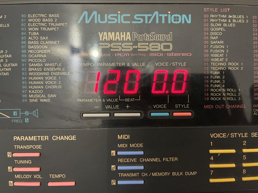 Órgão Yamaha pss-580