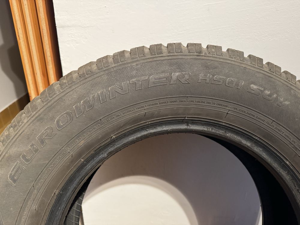 Opony zimowe Falken 215/70/16 SUV 2020r