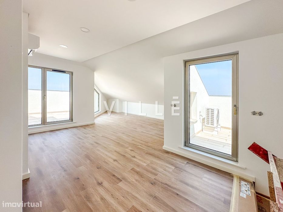 NOVO Duplex T3+1 com garagem fechada