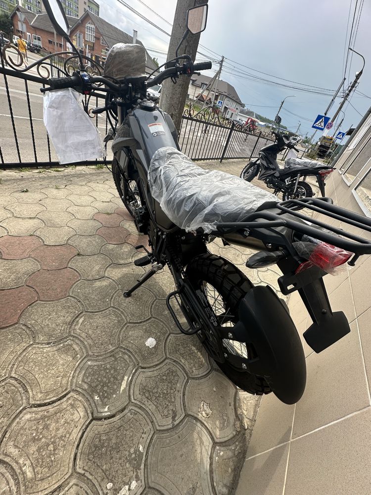 Spark SP 250 D-3  новий