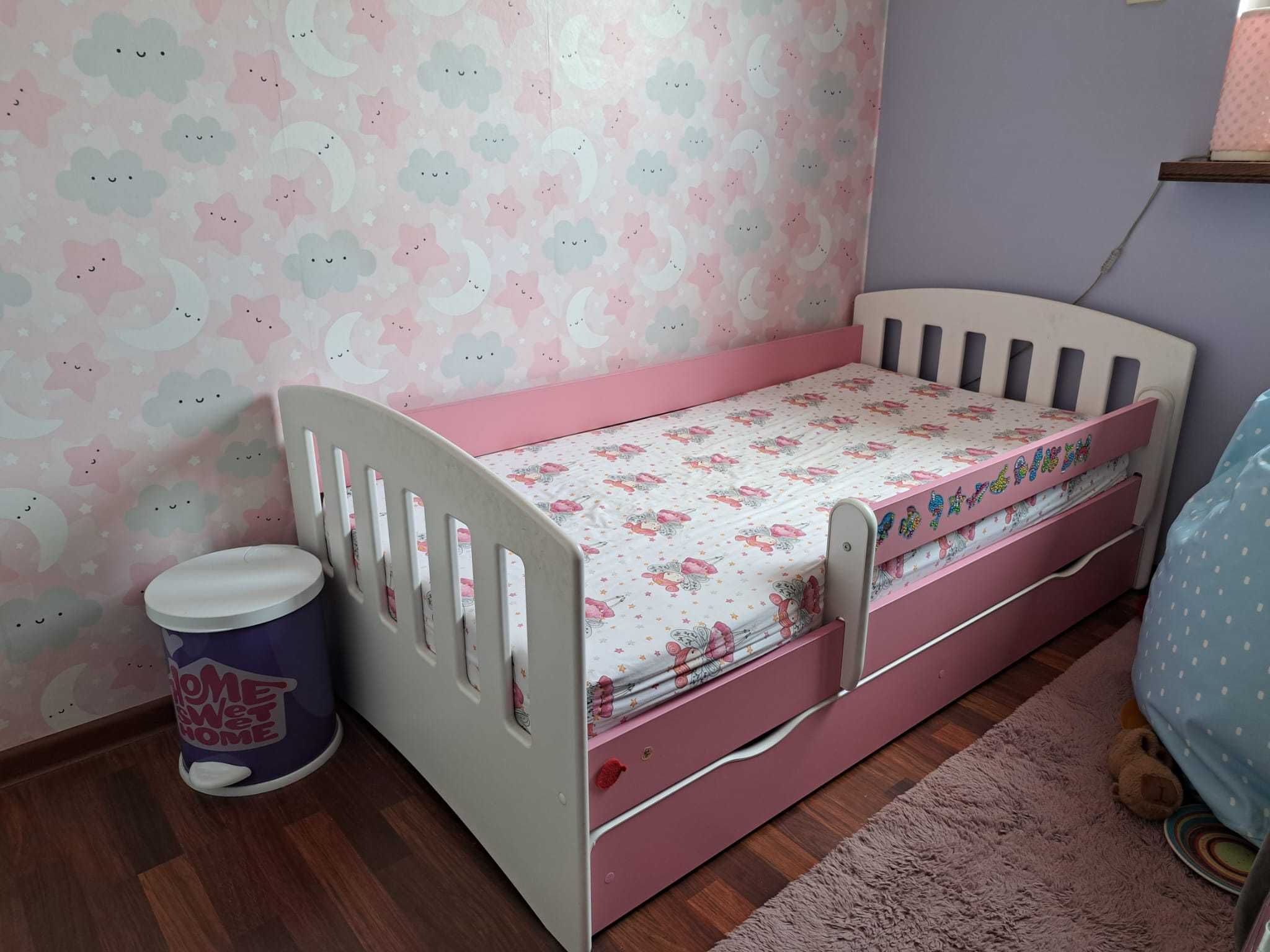 łóżko dla dziewczynki z materacem 80 x 160
