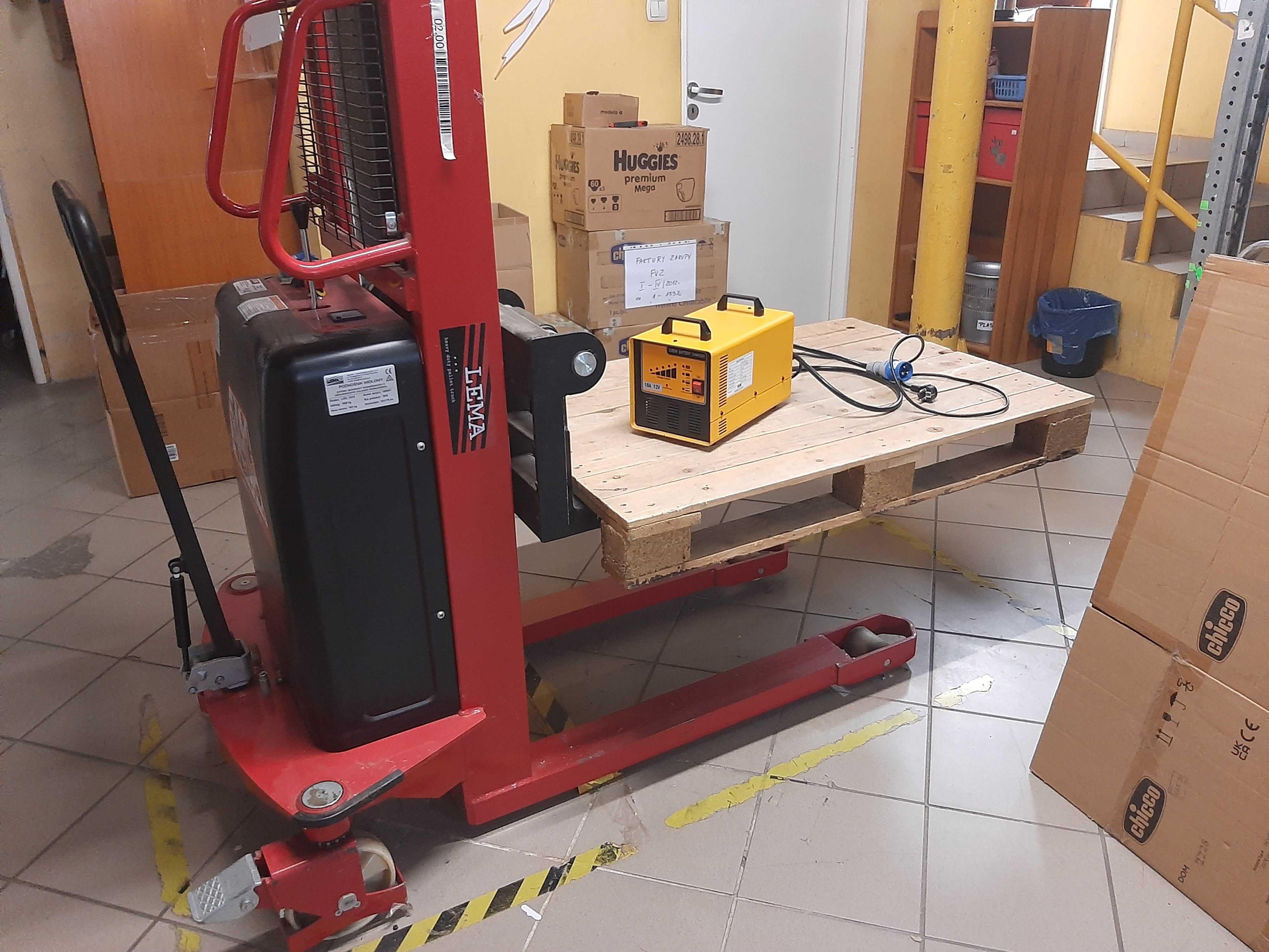 Wózek jezdniowy podnośnik widłowy elektryczny paletowy stemplarka LEMA