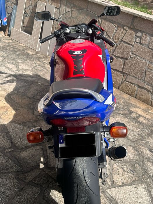 Honda cbr 600F i usada