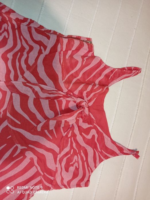Vestido de menina KENZO  motivos geométricos em tons de vermelho