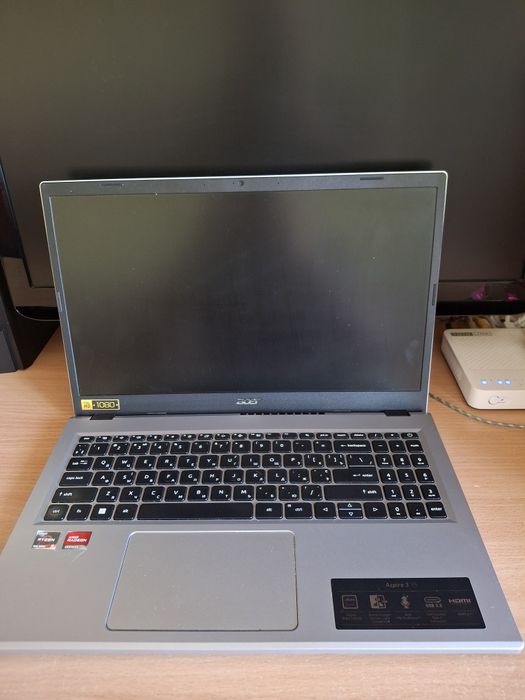 Ноутбук Acer Full HD 1080