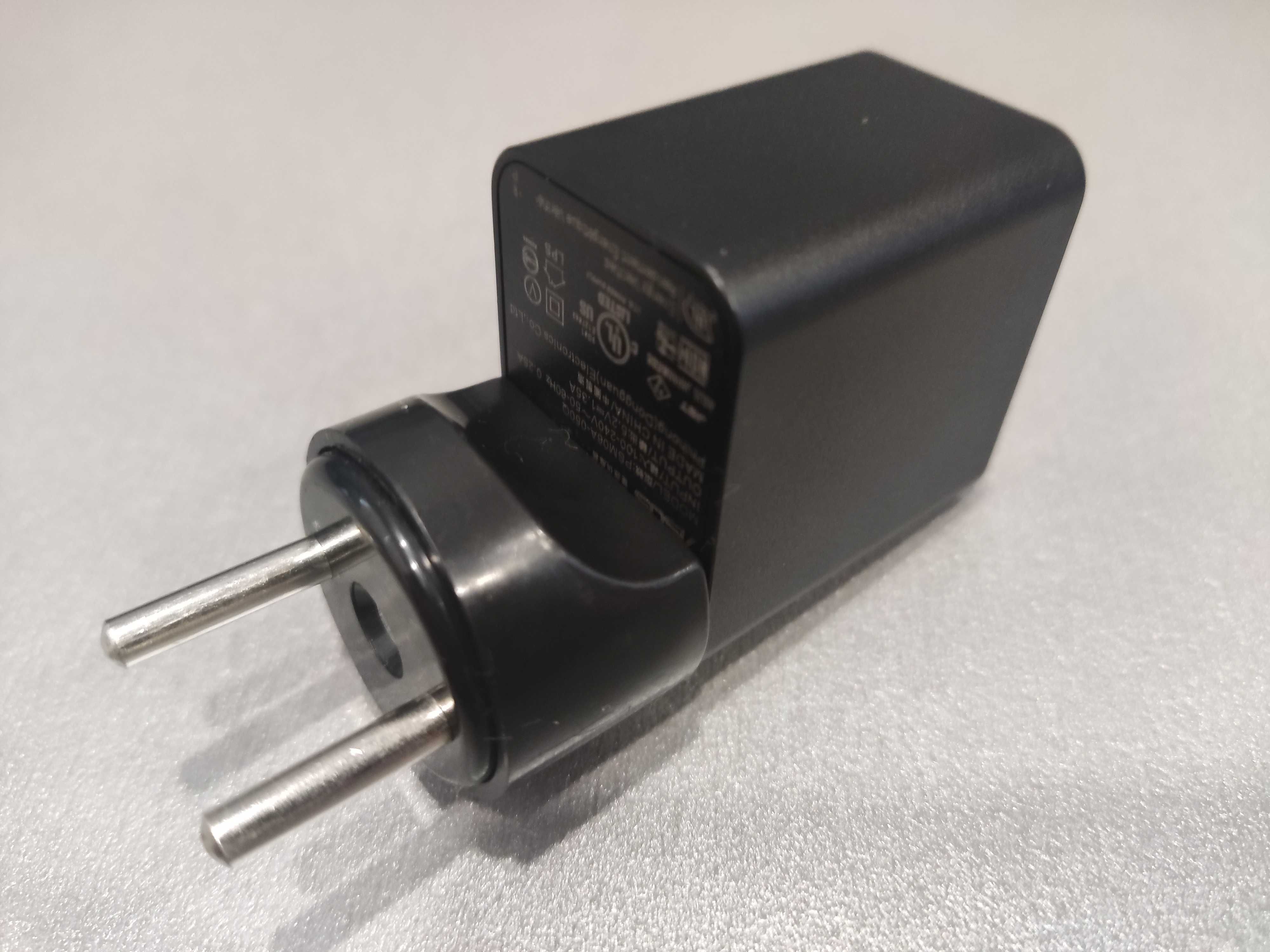 USB зарядное устройство/зарядка/charger Asus PSM06A-050Q 1.35А
