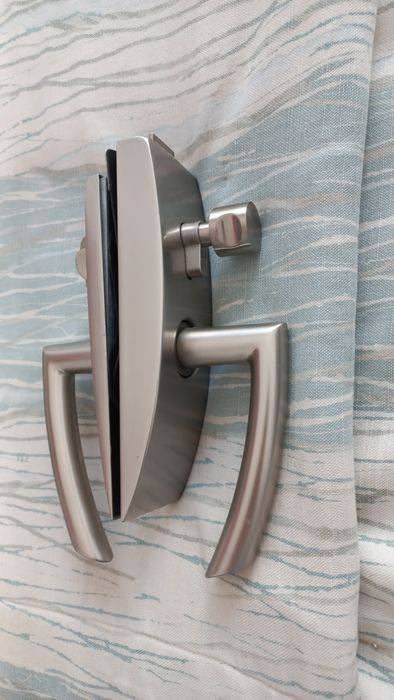 Fechaduras para porta de vidro
