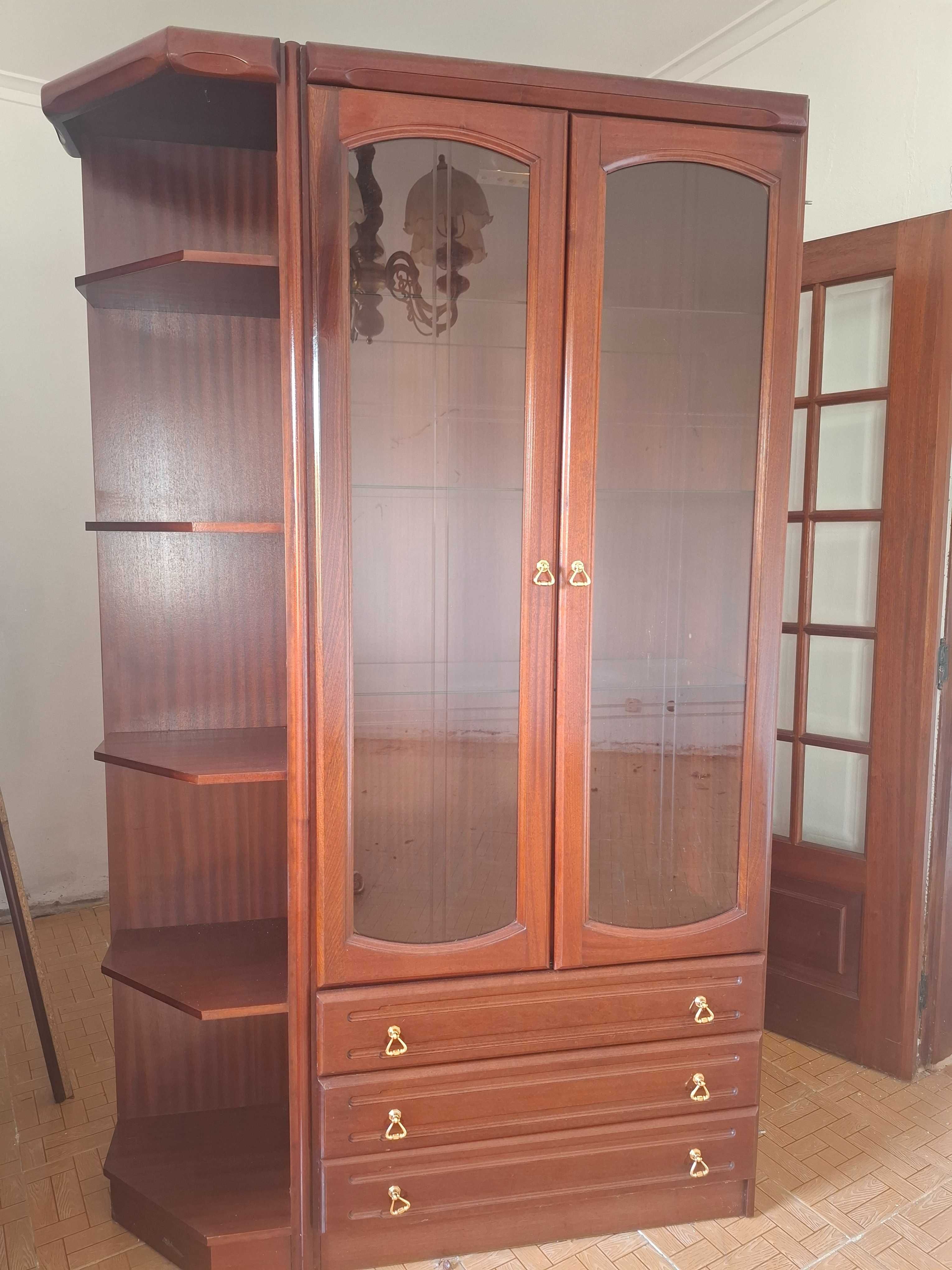 Movel em madeira para sala