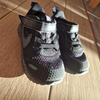 Buty sportowe Nike 23.5