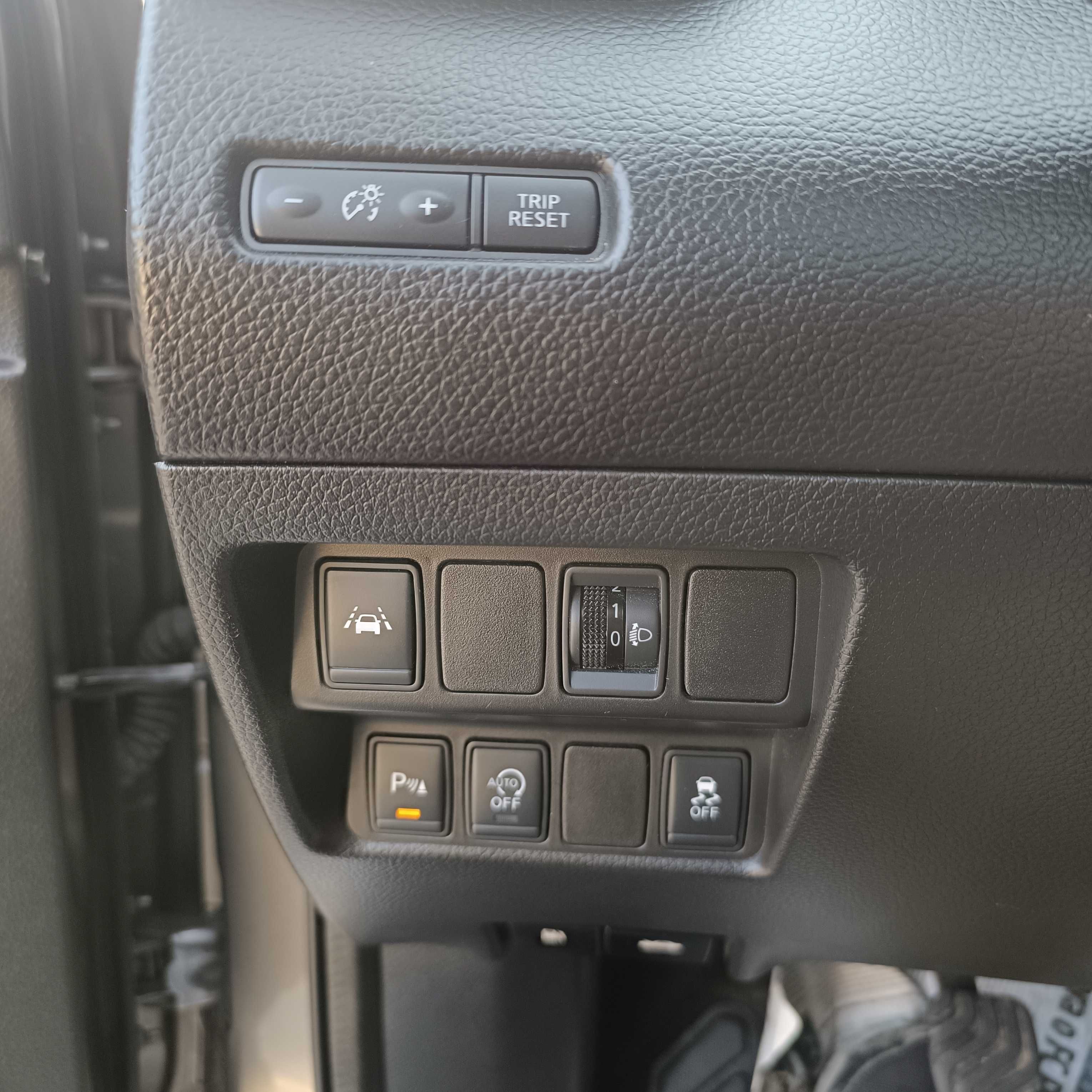 Oportunidade para revenda apenas 111000 km Nissan qashqai 1600 diesel