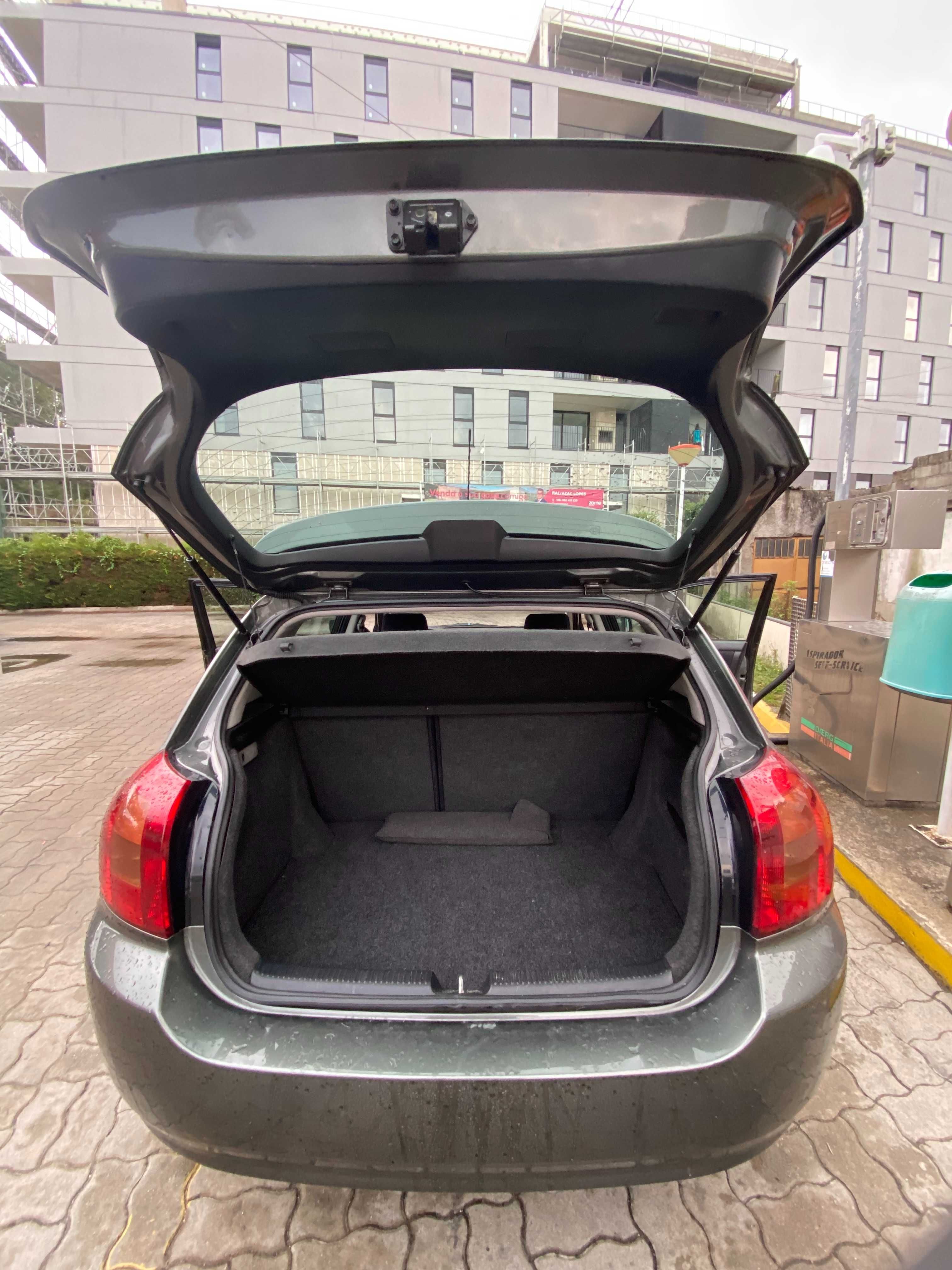 Toyota Corolla 2.0 D4D (E12U) – 2003 | Sol | 116cv