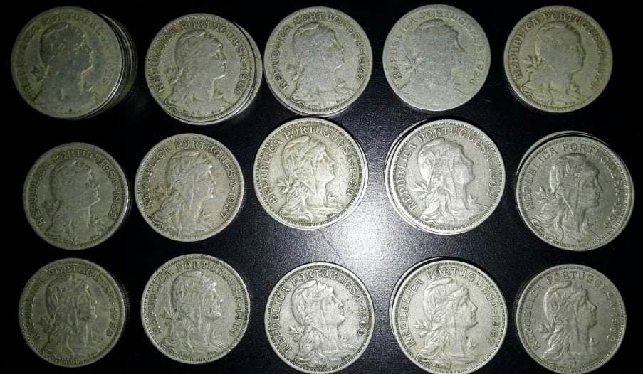 Moedas 50 cent. 1928, 29, 44, 45, 47, 52, 56, 57, 59, 62, 64, 5 6 7 8.