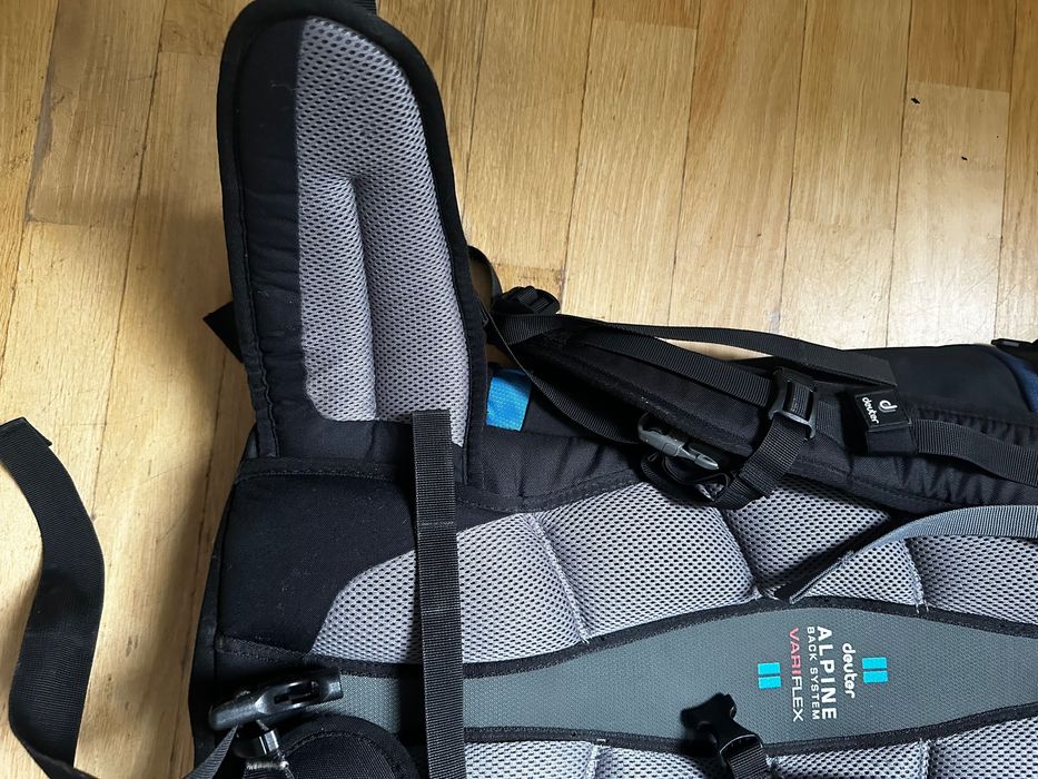 Deuter plecak turystyczny Guide 35L+10L