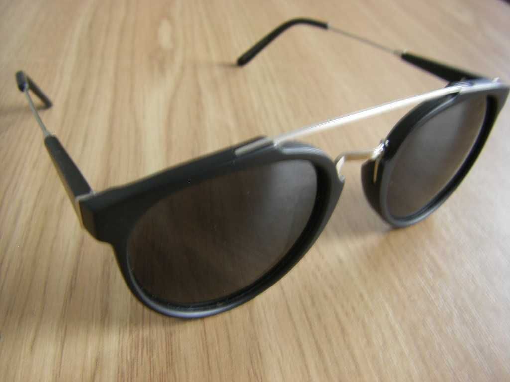 Stylowe okulary słoneczne damskie