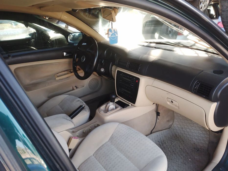 VOLKSWAGEN PASSAT B5 1.9 TDI LIFT 00 - 05 AWX   BOCZEK DRZWI PRAWY LEWY PRZÓD TYŁ