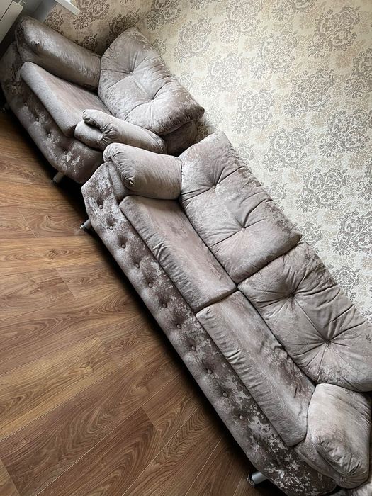 Диван розкладний з кріслами