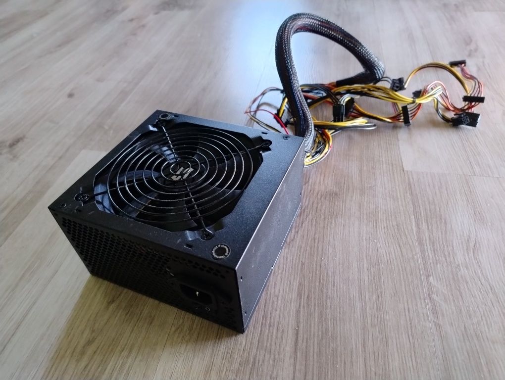 Zasilacz 550w Silentiumpc E2