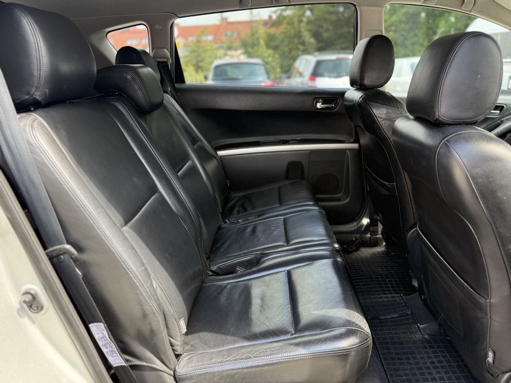 Toyota Corolla Verso 2.2 D4D skora hak wersja indywidualna