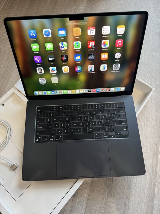 Офіційний macbook air 15 m2 процесор