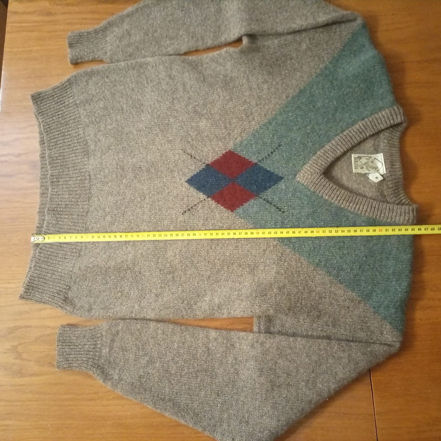 Продам мужской свитер из шетландской шерсти