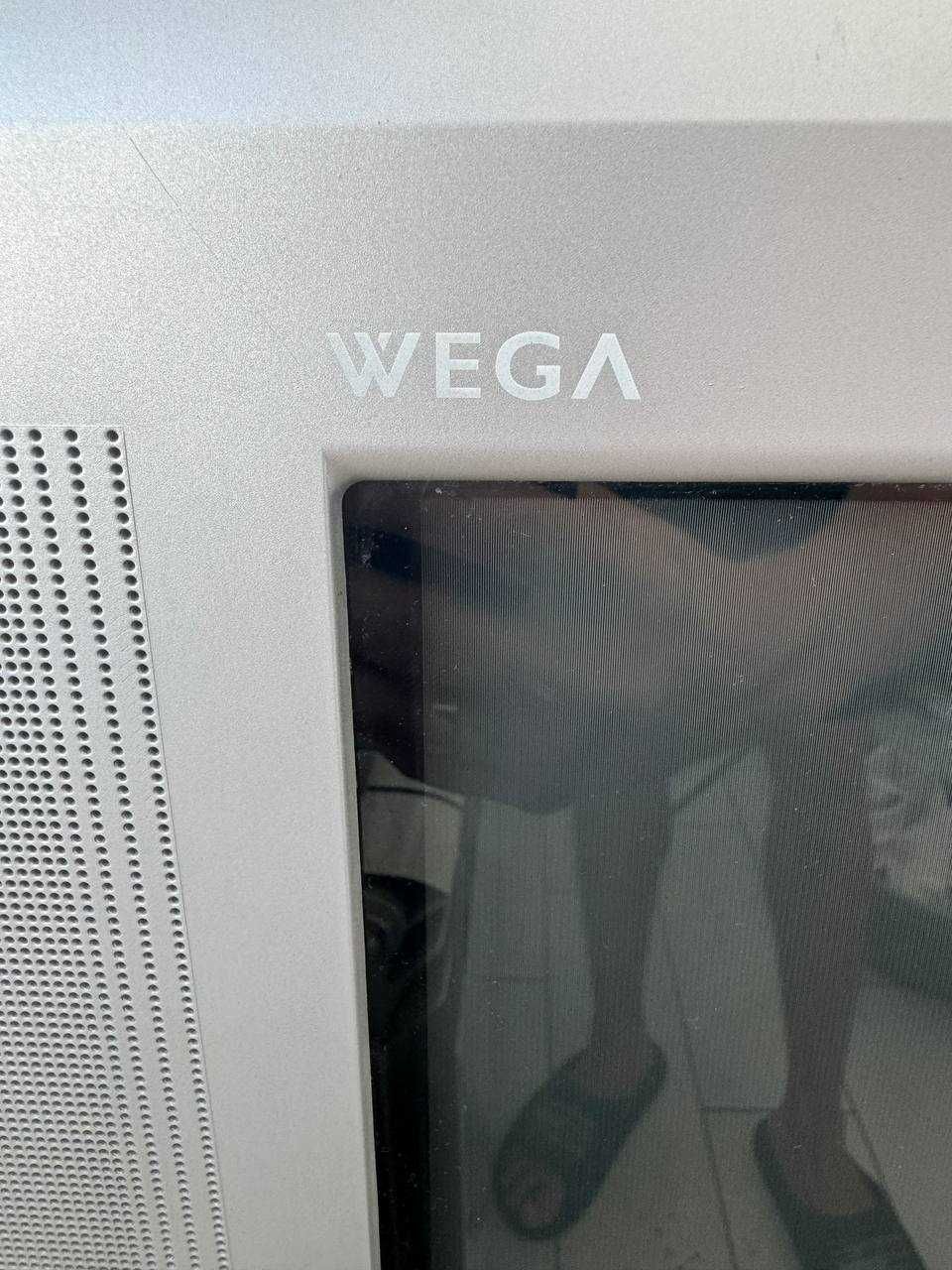 Продам телевизор Sony wega Trinitron