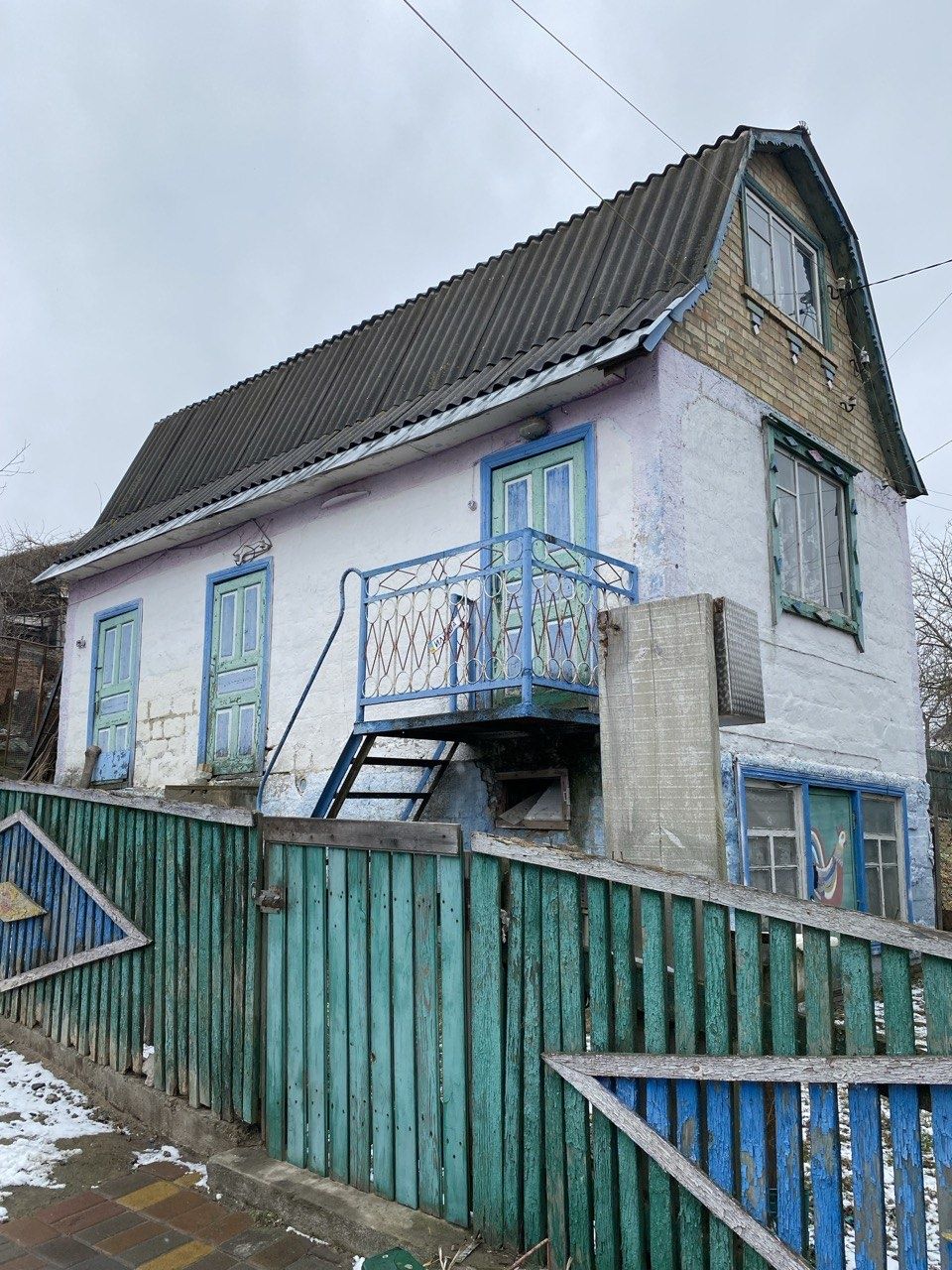 Продам будинок 38 соток землі