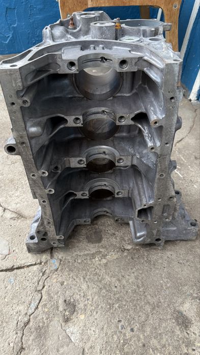 Блок циліндрів двигуна XONDA CR-V-1 B20B3