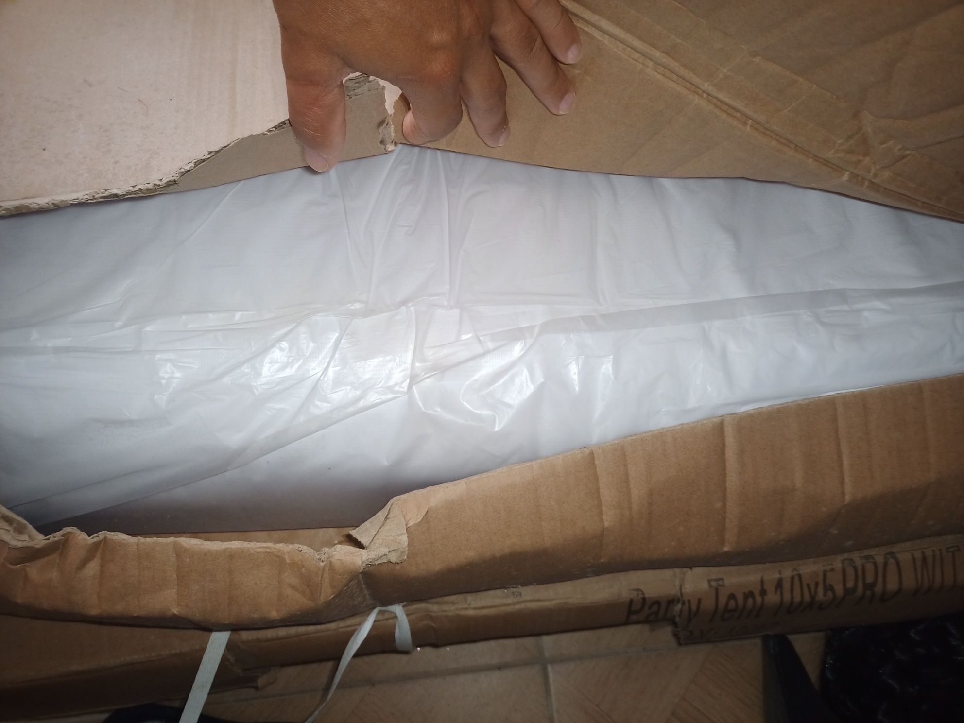 Tenda nova 50m² para eventos (nunca usada) – 1400€ | 3 estações