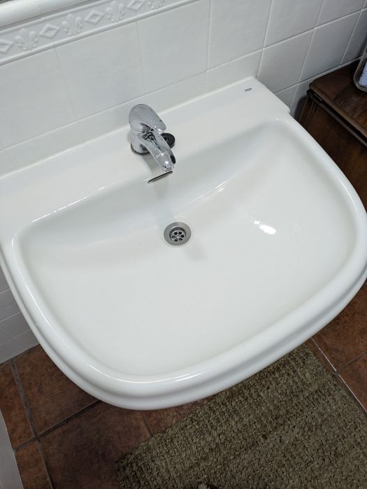 Lavatório Dama Roca