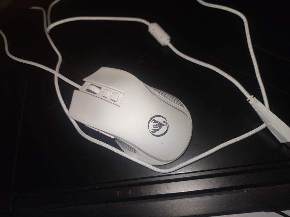 Игровая мышь HXSJ X100 белая геймерская