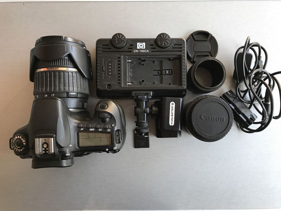 CANON EOS60D з 2 обєктивами/світло/зарядне