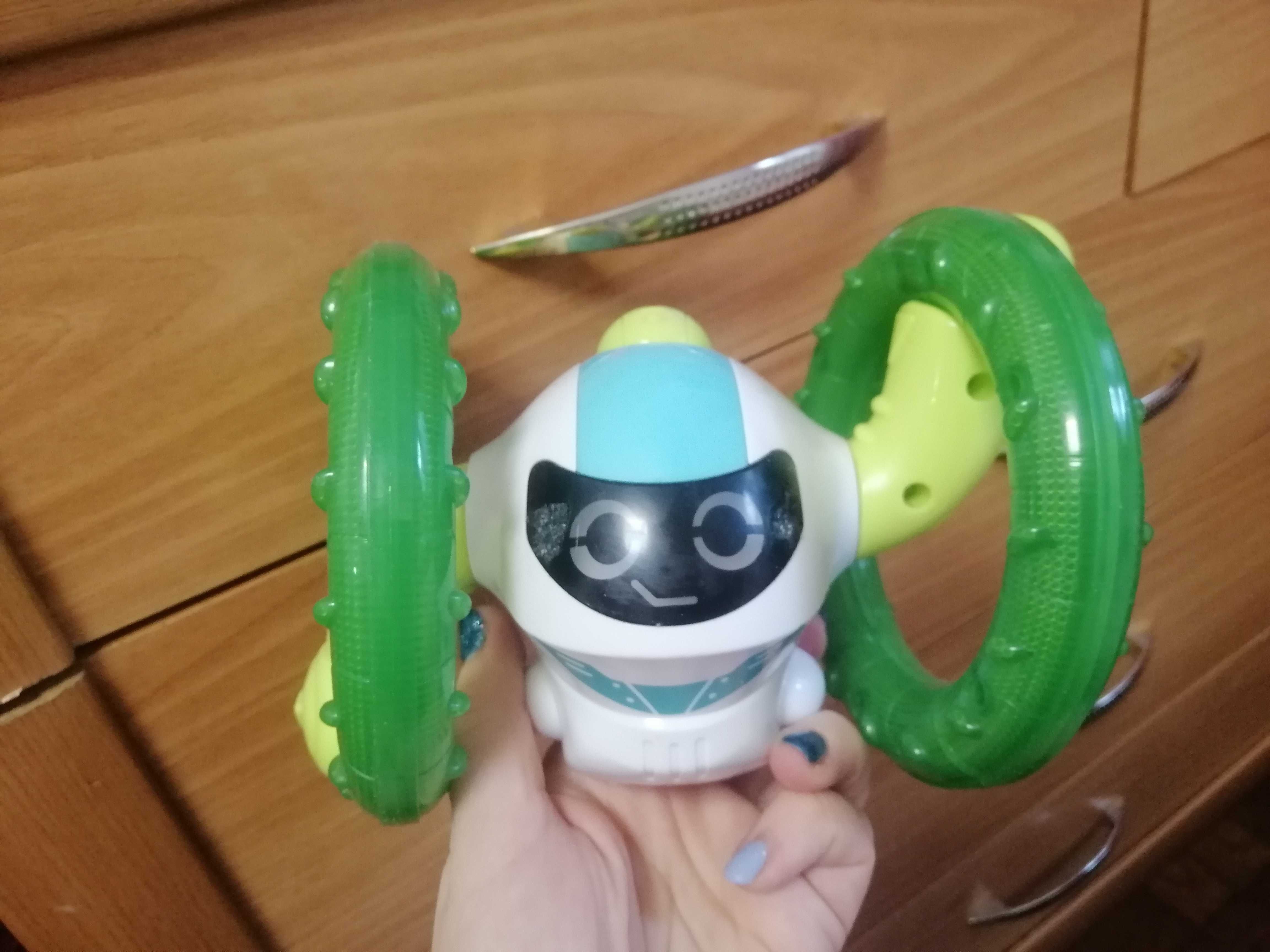 Робот іграшка інтерактивний One Two Fun My funny light-up robot