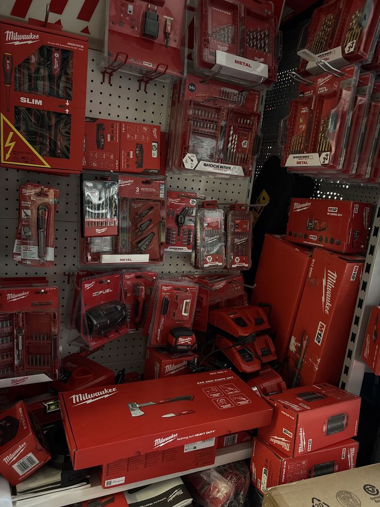 Milwaukee M18 FMTIW2F12-0 klucz udarowy 1/2' 881Nm 18V  FV 23%.
