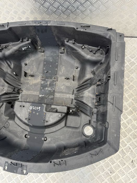 Wanna, wneka kola zapasowego Audi A8 D4