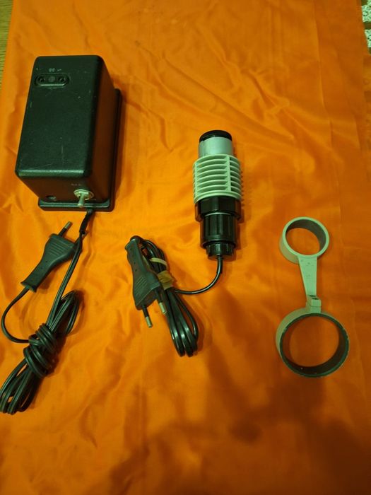 Podzespoły do mikroskopu rosyjskiego.