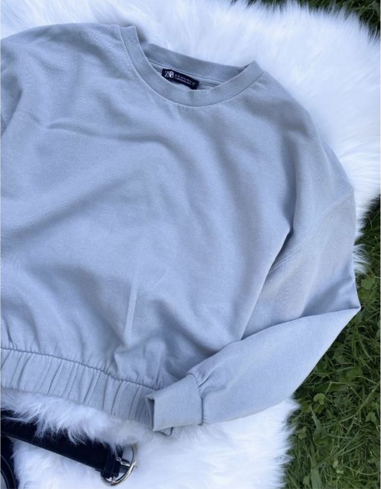 Сірий вкорочений світшот від Zara/сірий светр ZARA з резинкою