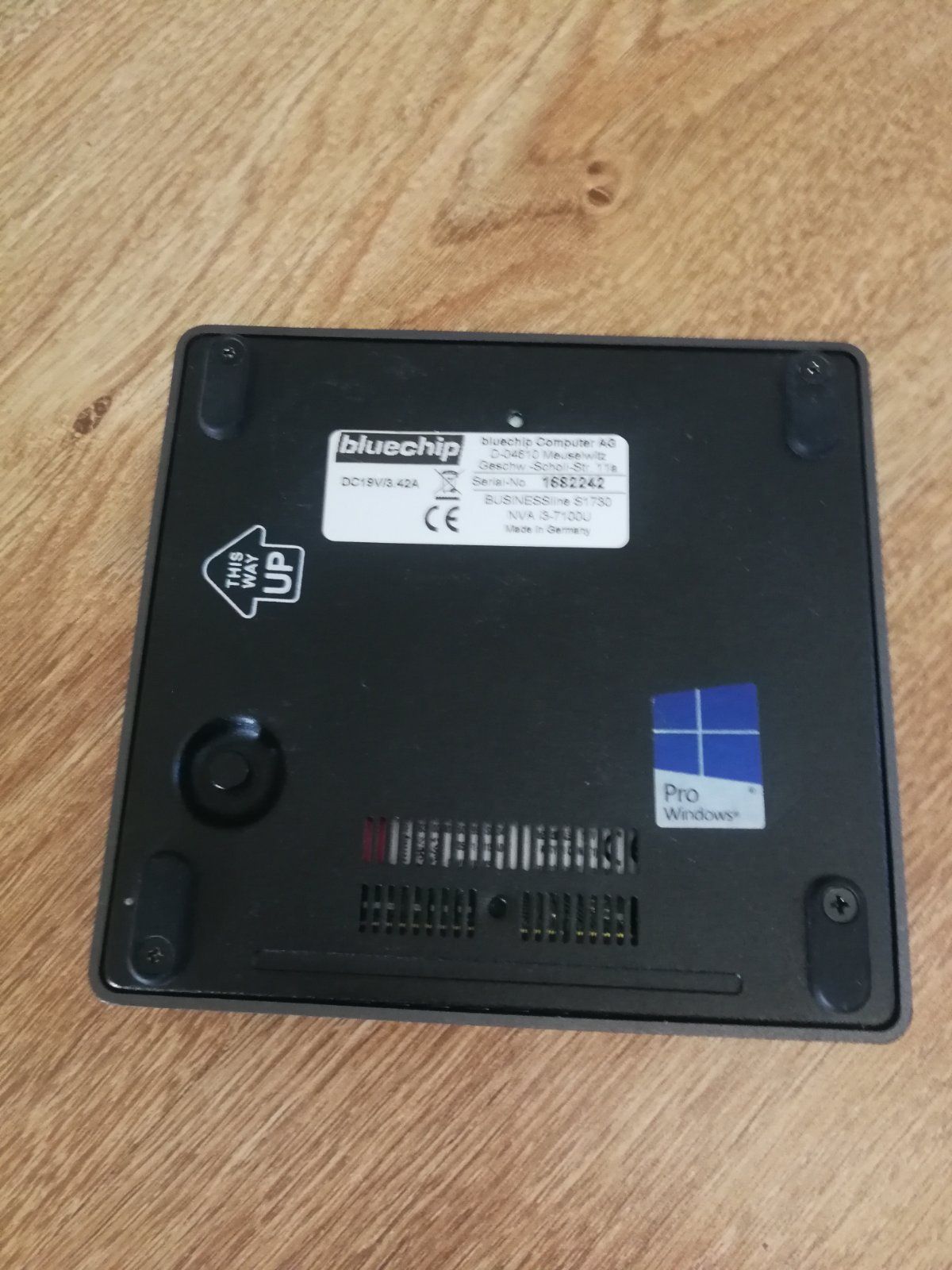 Міні ПК Bluechip Bisnessline S1730 i3-7100U 8/128gb ssd m.2 wifi