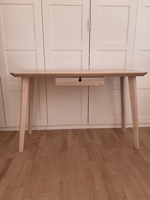 Biurko Lisabo Ikea