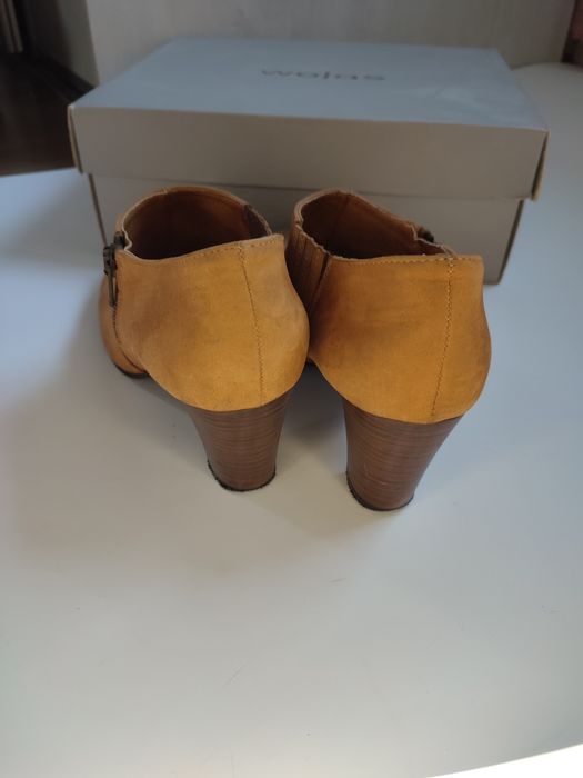 Botki damskie firmy Wojas roz 40, karmelowe , skóra naturalna