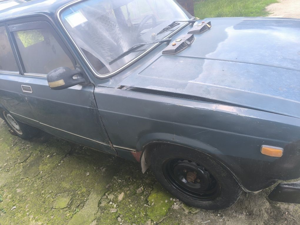 ВАЗ 2104 Автомобіль